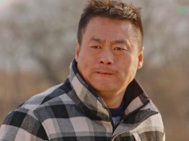 宋晓峰赵本山第几号弟子,赵本山宋晓峰报告