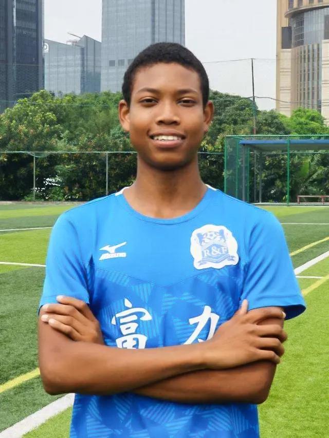 19岁足球天才姆巴佩,19岁足球天才姆巴佩照片