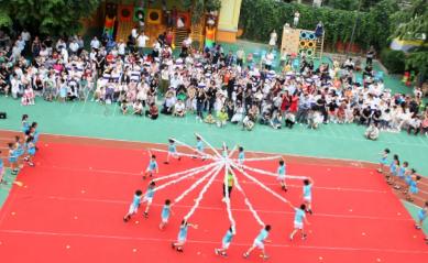 放飞梦想筑梦成长幼儿园毕业典礼,放飞梦想扬帆起航幼儿园