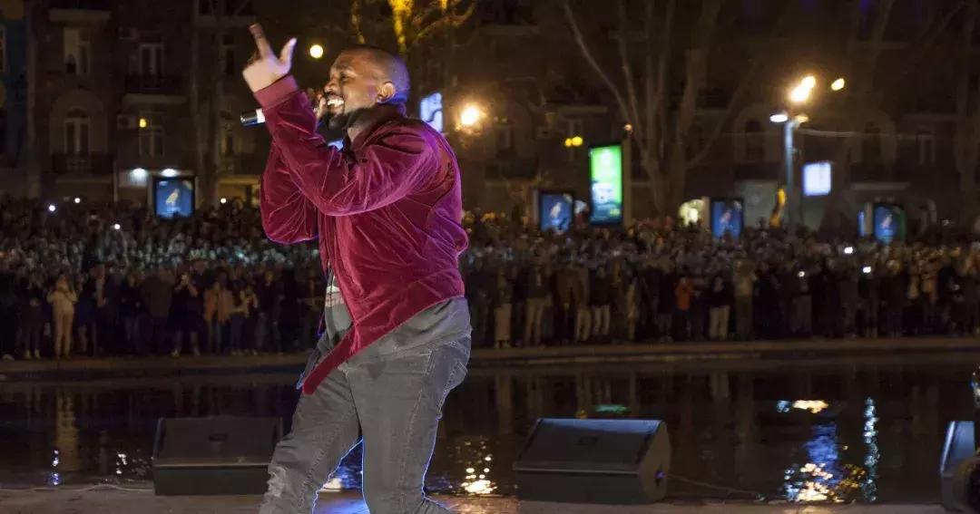 才华横溢的女人是什么样子,真正聪明有才华的女人