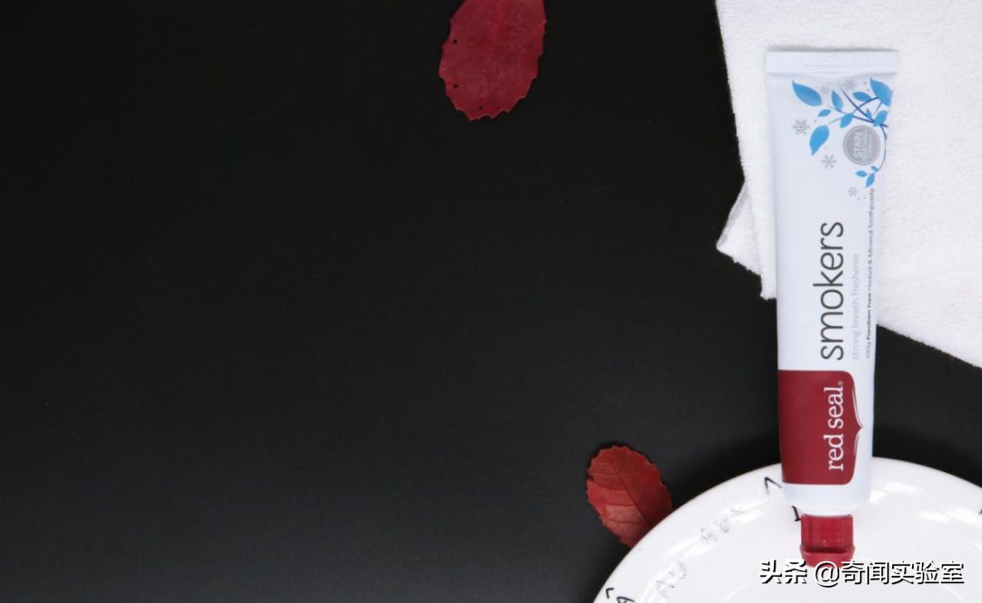 牙齿黄怎么办什么牙膏可以洗干净,牙齿变黄了怎样快速清洁