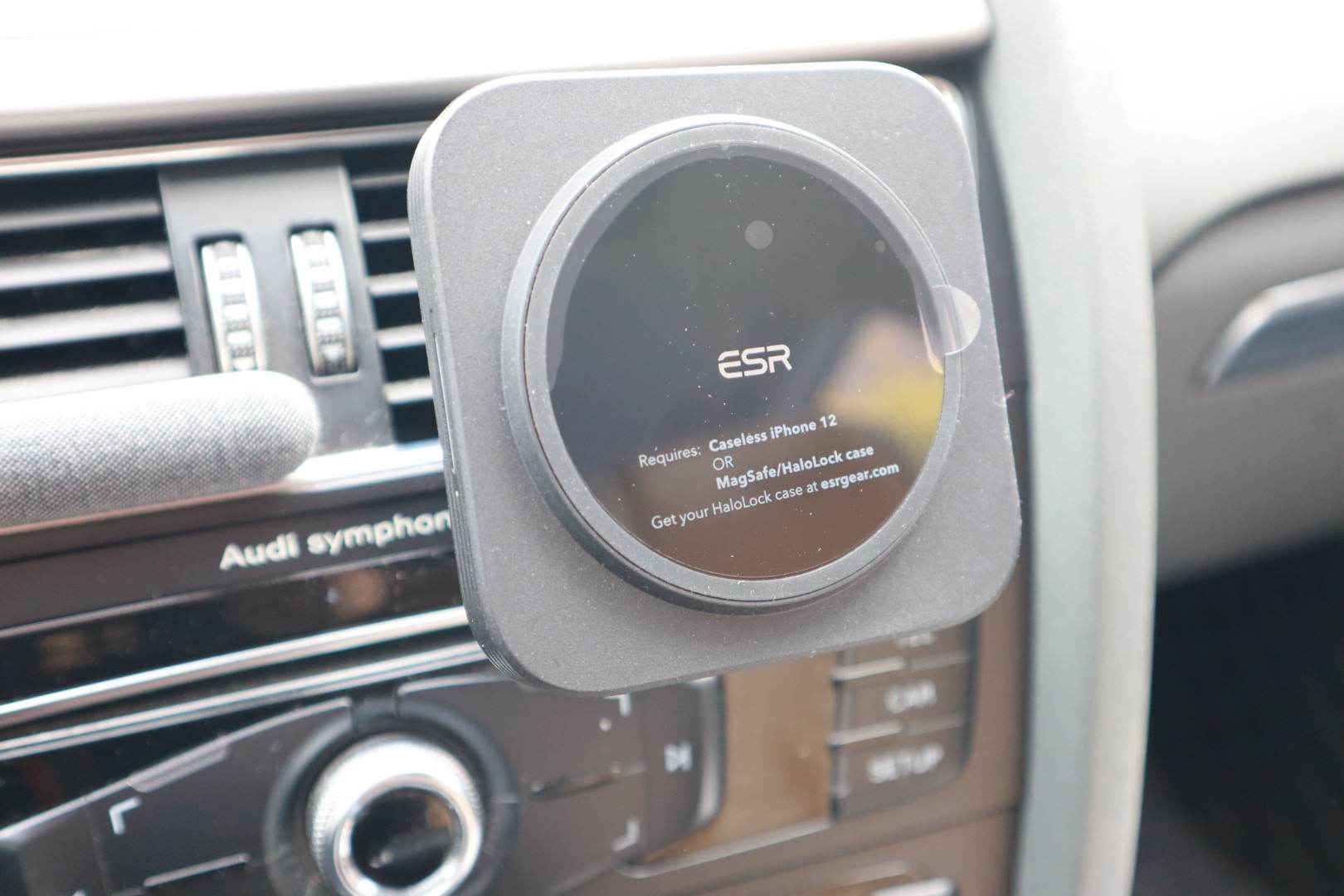 超薄磁吸壳支架iphone12,适配苹果磁吸充电宝测评