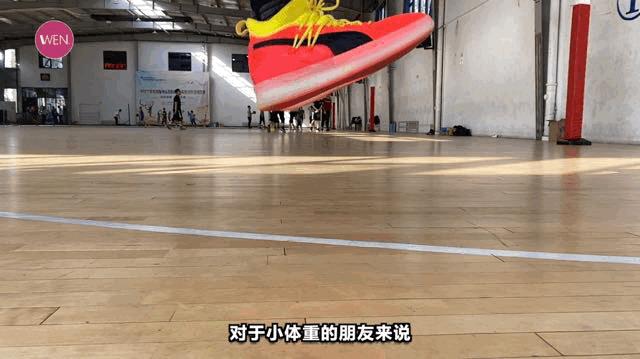 99以上的板鞋到底值不值,实力不够跑鞋来凑