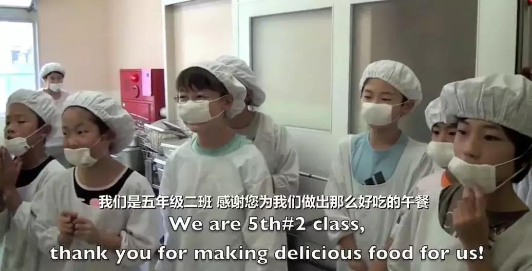 日本小学10元钱的午餐,日本学生午餐10元一个