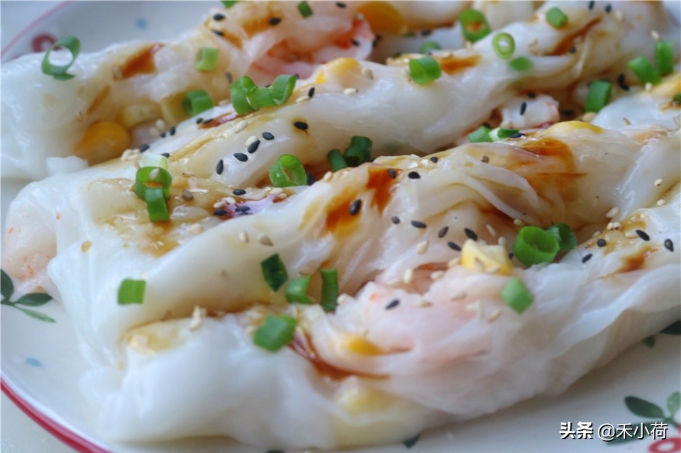 鲜虾肠粉制作小视频,肠粉自己制作