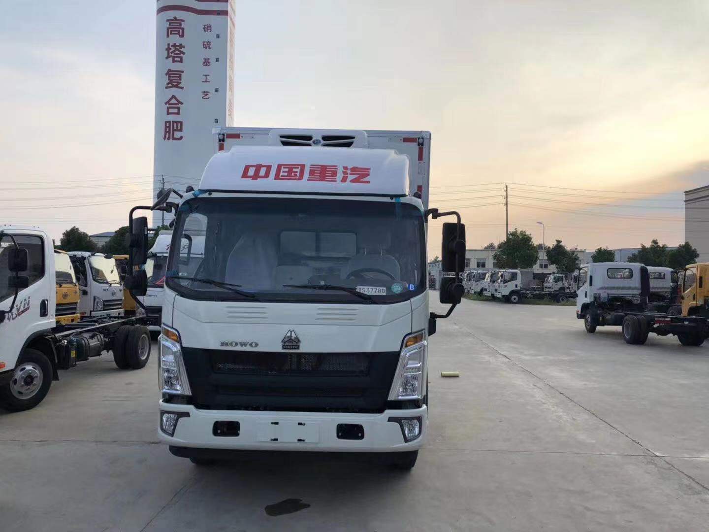 新手开冷藏车接单价格为啥那么低,冷藏车一年大概挣多少钱