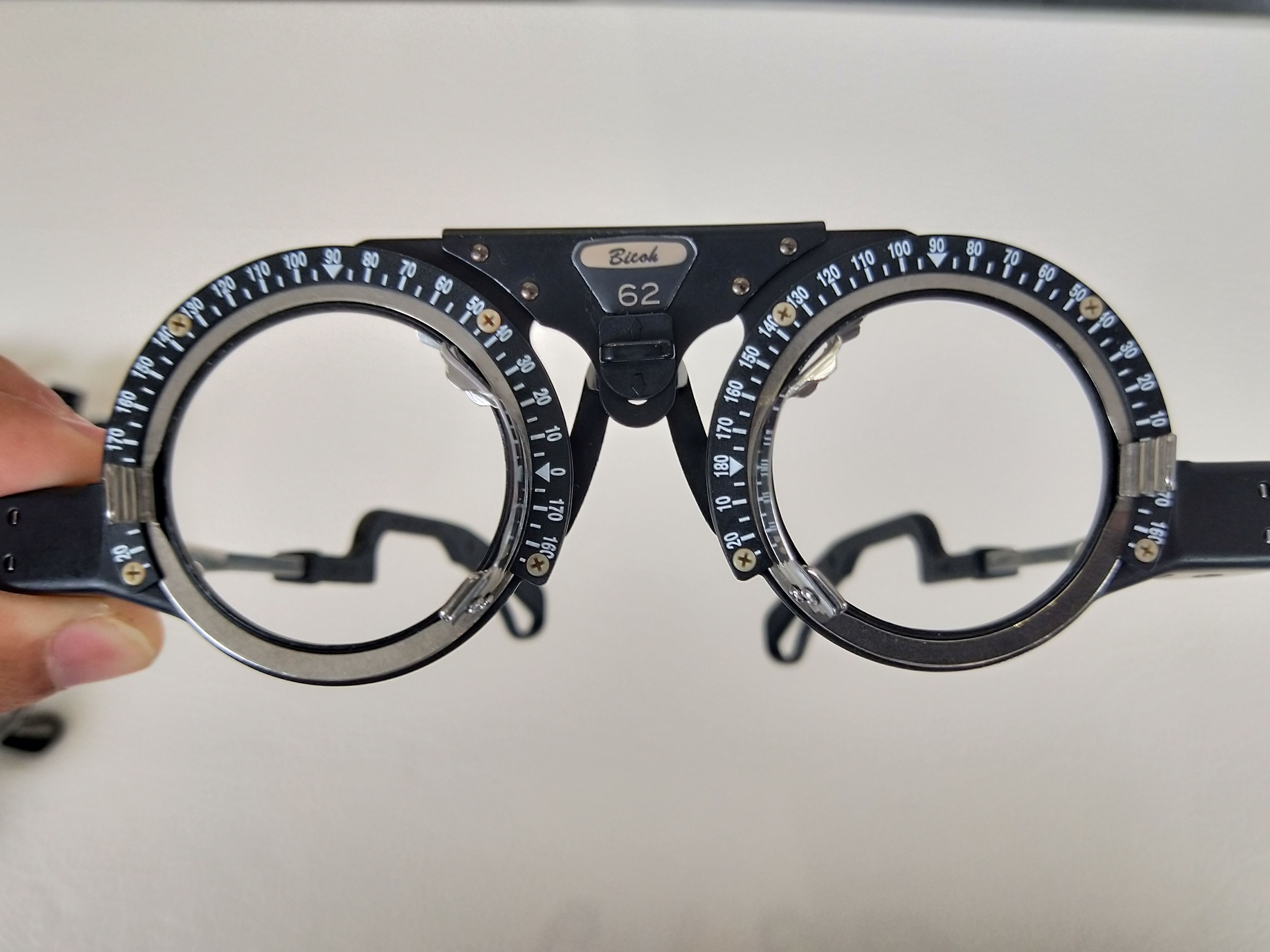 开学视力检查方案,开学啦科普检查视力的验光仪器