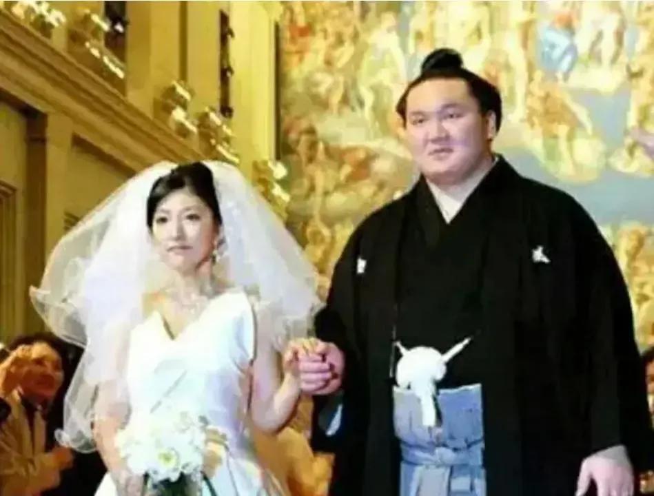 女神为什么最后都嫁给了老实男人,日本女的为什么想嫁给相扑选手