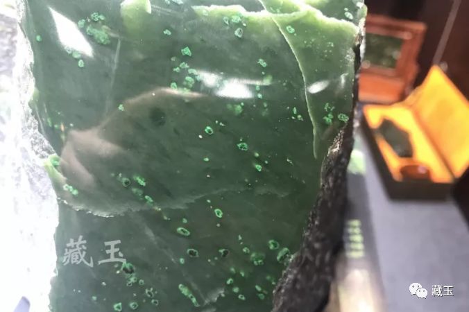 最好的和田碧玉是什么样子呢,最好的碧玉是哪家品牌