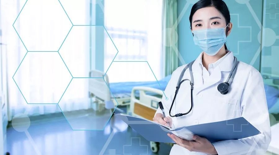 恐怖直播网红,吓人的打水光针视频