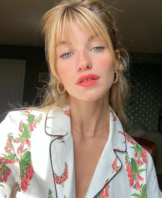 头发刚染过重染需要多长时间,头发染了长了三个月还要染吗