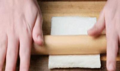 裹上面包糠隔壁小孩都馋哭了,不用面包糠不用鸡蛋炸牛奶