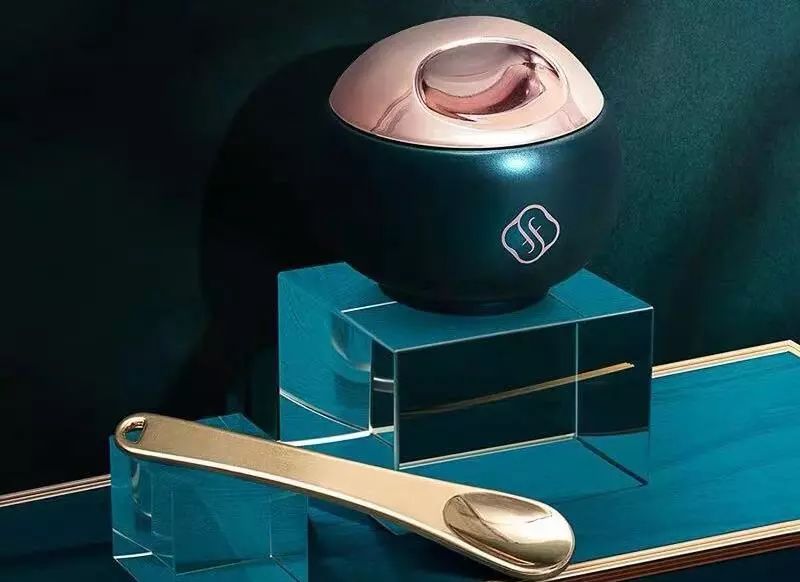 花西子推出奶油唇膏,花西子新产品研发