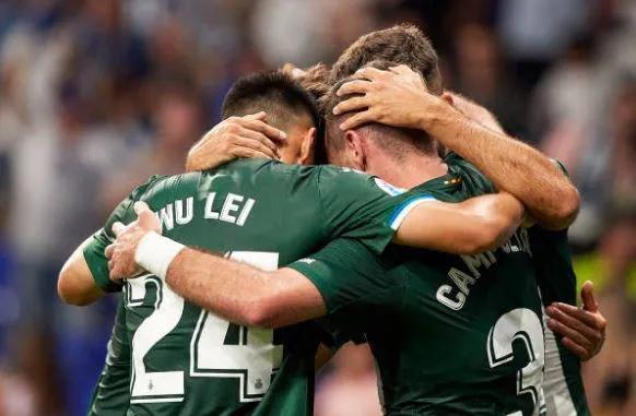 武磊最帅进球,武磊2球1助独领风骚