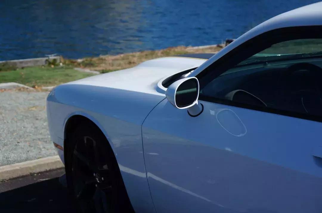 科迈罗挑战野马,科迈罗vs野马挑战者