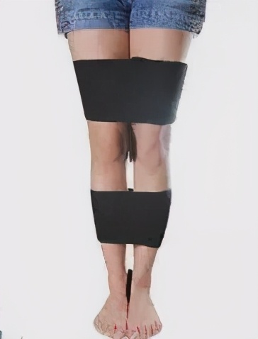 躺着用绳子拉伸腿,躺着开腿弹力带