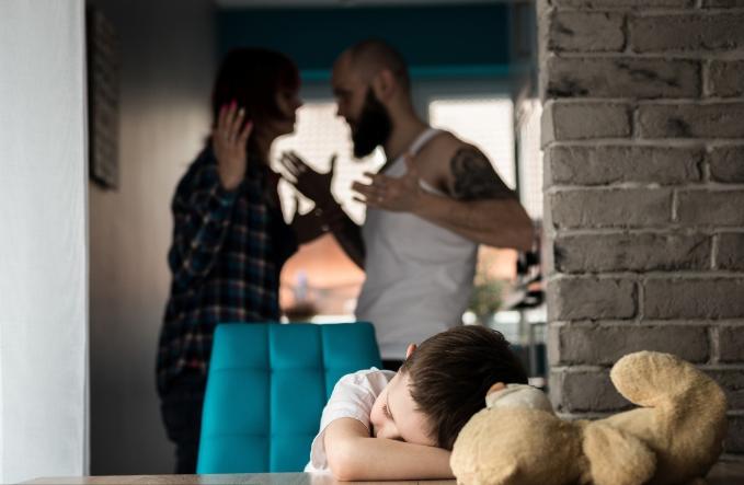 14岁女孩叛逆期家长怎么办,14岁孩子叛逆期家长的责任