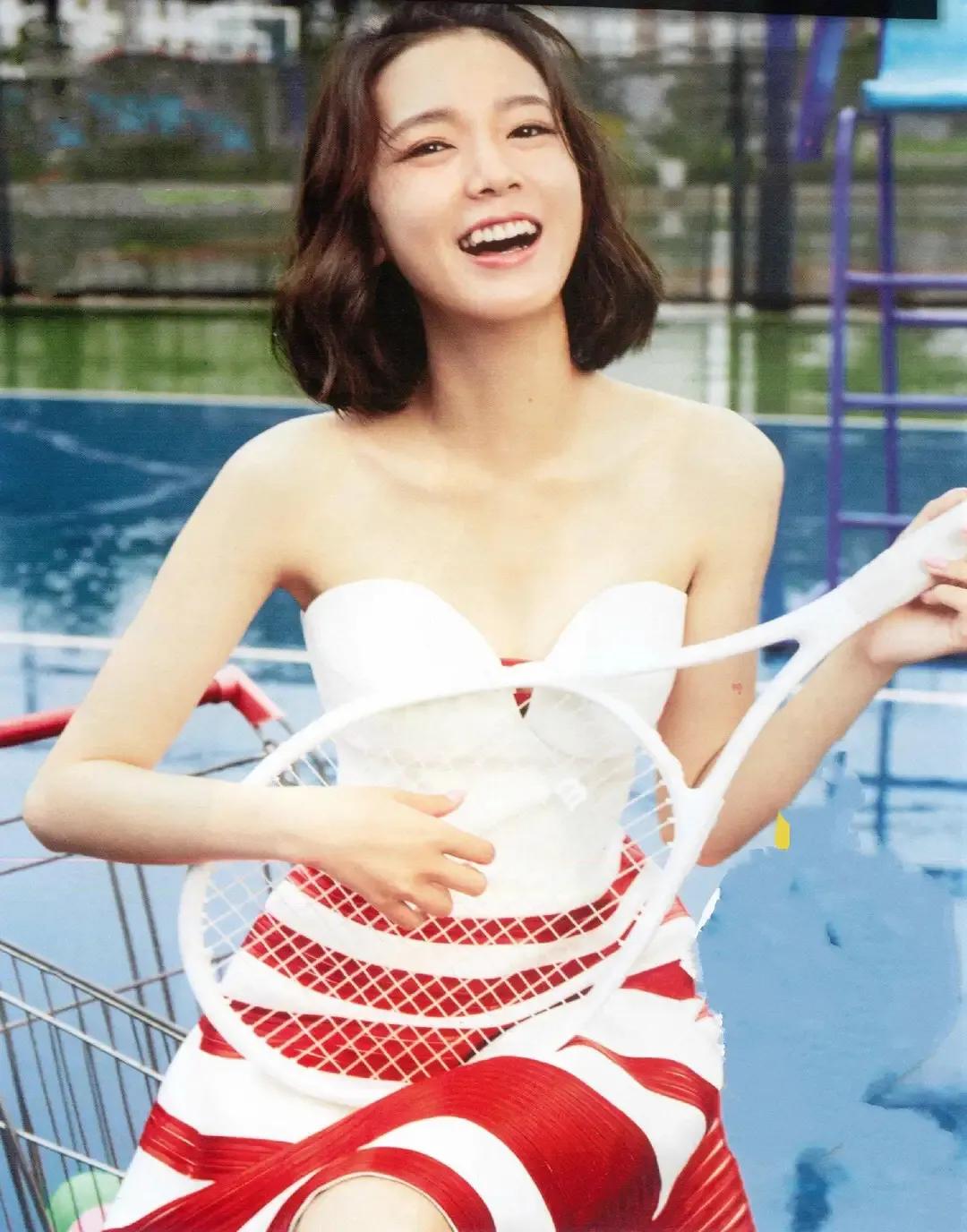 陈瑶露背装,陈瑶男朋友照片