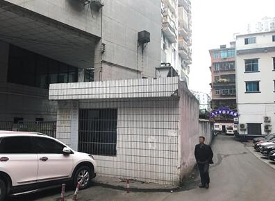 *门惨灭**案制造者，18年后摇身一变成正科级干部，法律终将其严惩