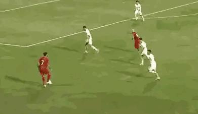 男足的基本过人动作,男足经典球