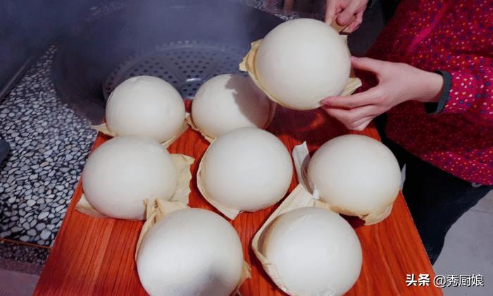 高筋面粉中筋低筋区别,高筋面粉与中筋低筋粉有什么区别