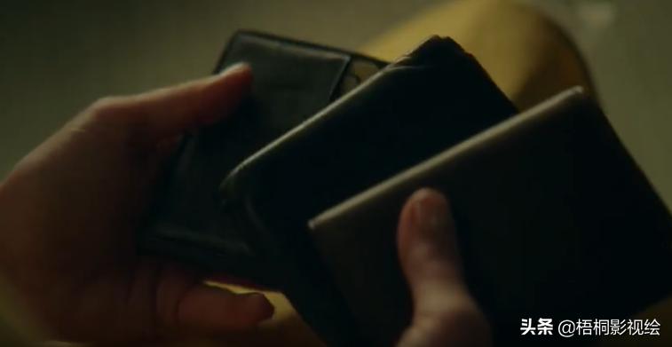 精彩绝伦的暗黑童话，黑暗扭曲的真实恐怖，这片看得真的很爽