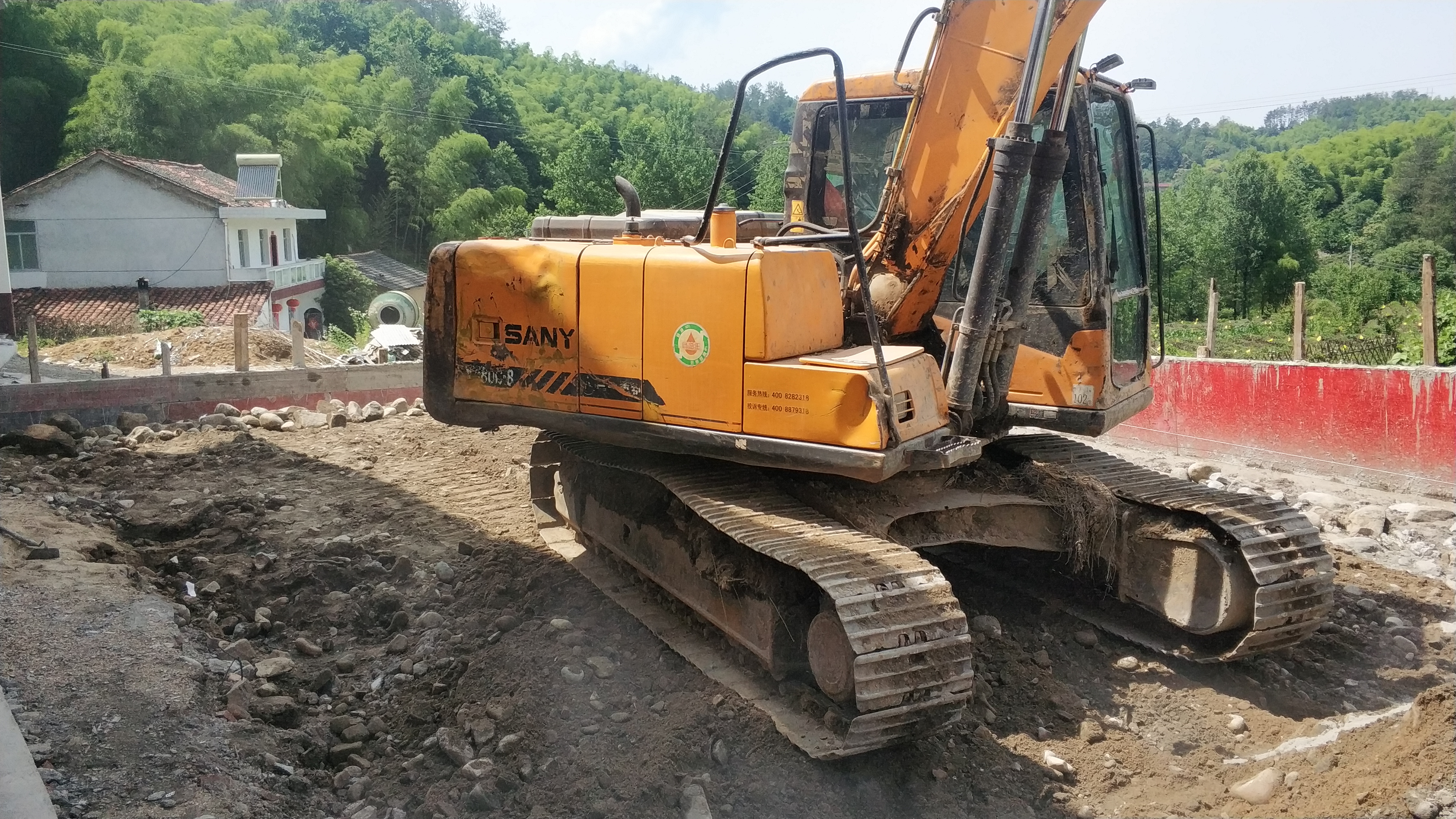 农村一天200块钱的兼职,农村请人干活多少钱一天