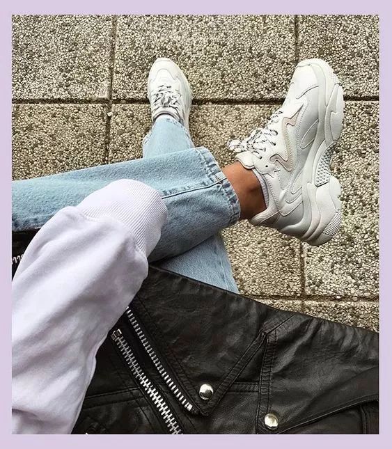 人生处处是陷阱,人生处处是陷阱只有躲起来最安全