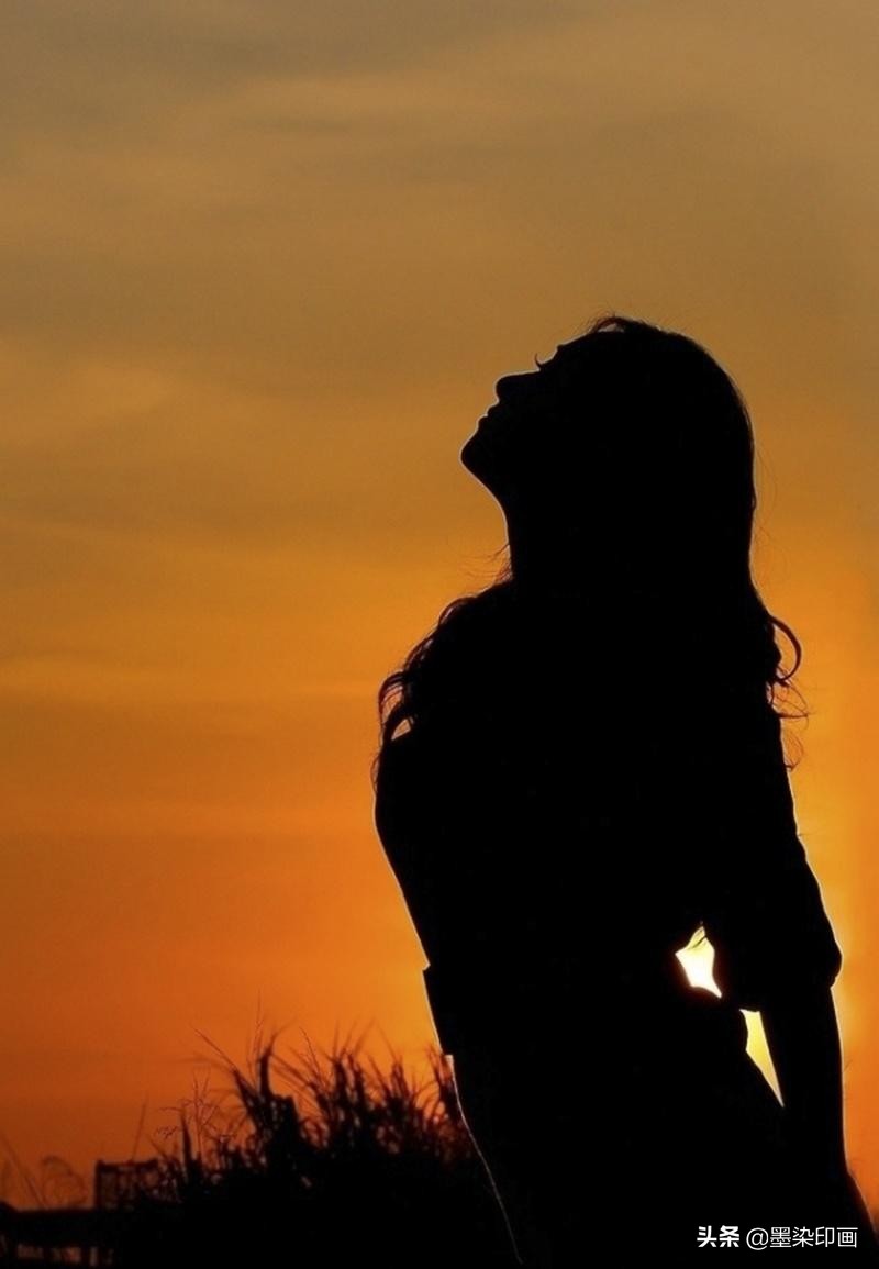 怎样拍女生侧脸教程,女生侧脸怎么拍才好看霸气