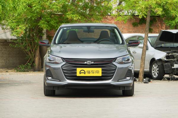 雪佛兰科沃兹4缸最低配,雪佛兰科沃兹三缸中配新车报价