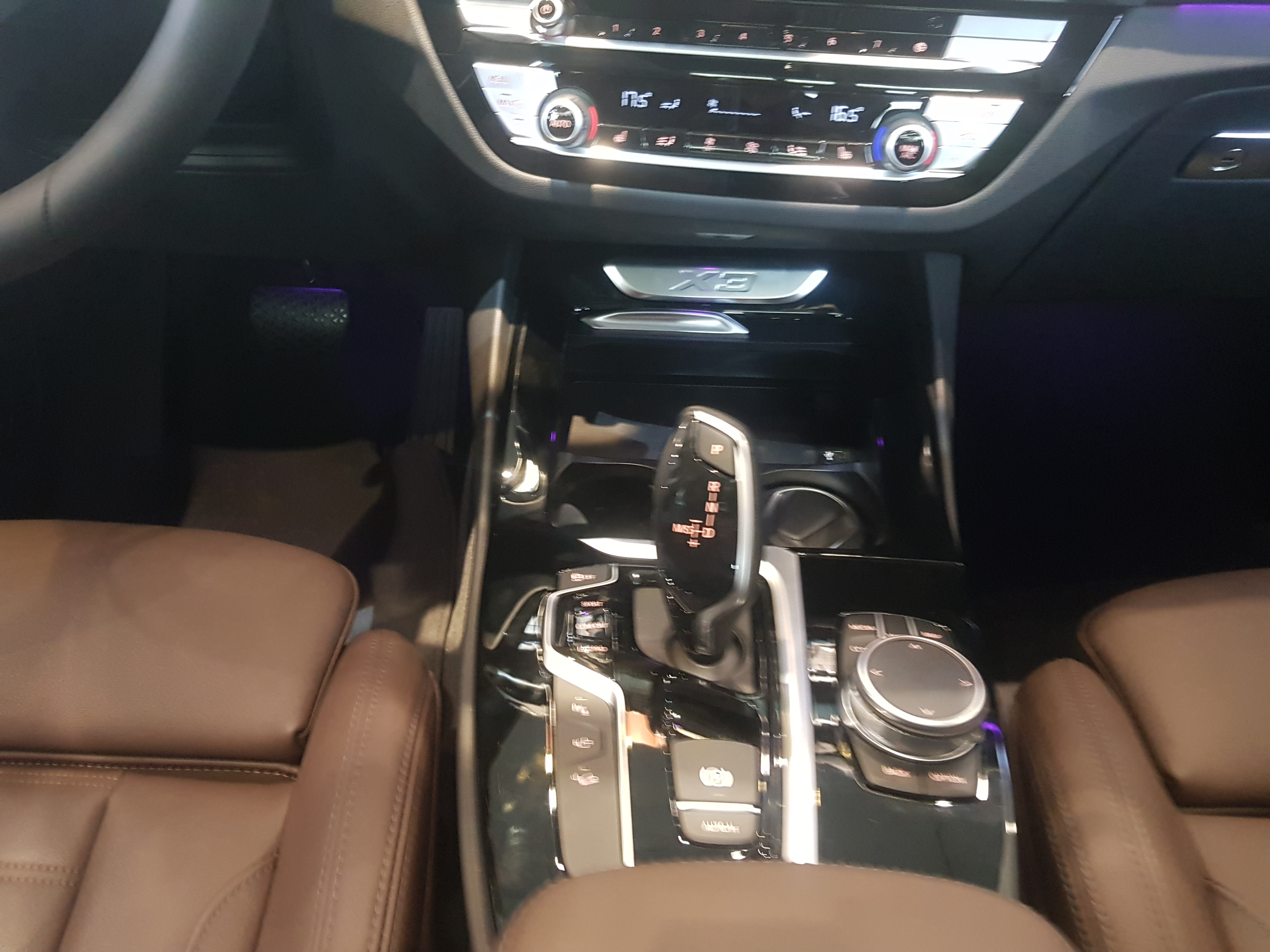 宝马x3黑色试驾视频,宝马x3新款黑色最低配