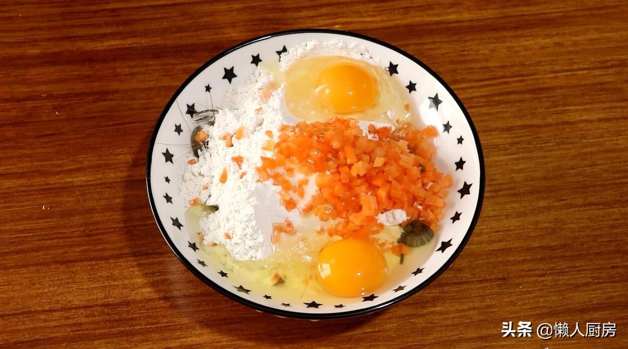 不加水煮的虾怎么做好吃,怎样做虾饼又脆又好吃