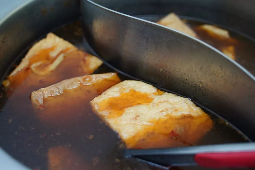无夜市不夏天!西园里菜场竟然是个“深夜大食堂”?