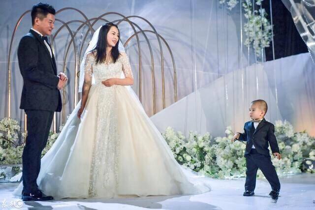 43岁前国脚,中国两次结婚的著名足球员