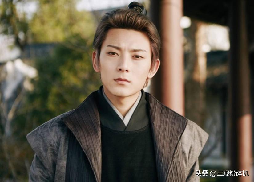 为什么说王莽是个穿越之人,王莽是忠臣还是奸臣