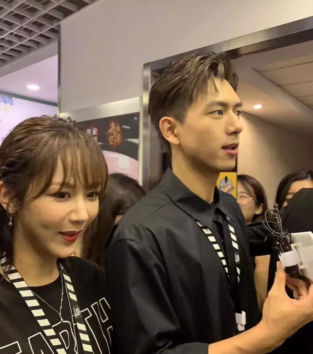 李现不光“骗”女孩感情还“骗”光她们的钱？现男友同款买起来