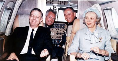 私人飞机制造巨头比奇：从二战时为美军提供军机，到今日被17岁少女偷飞机，究竟有着怎样的魅力？