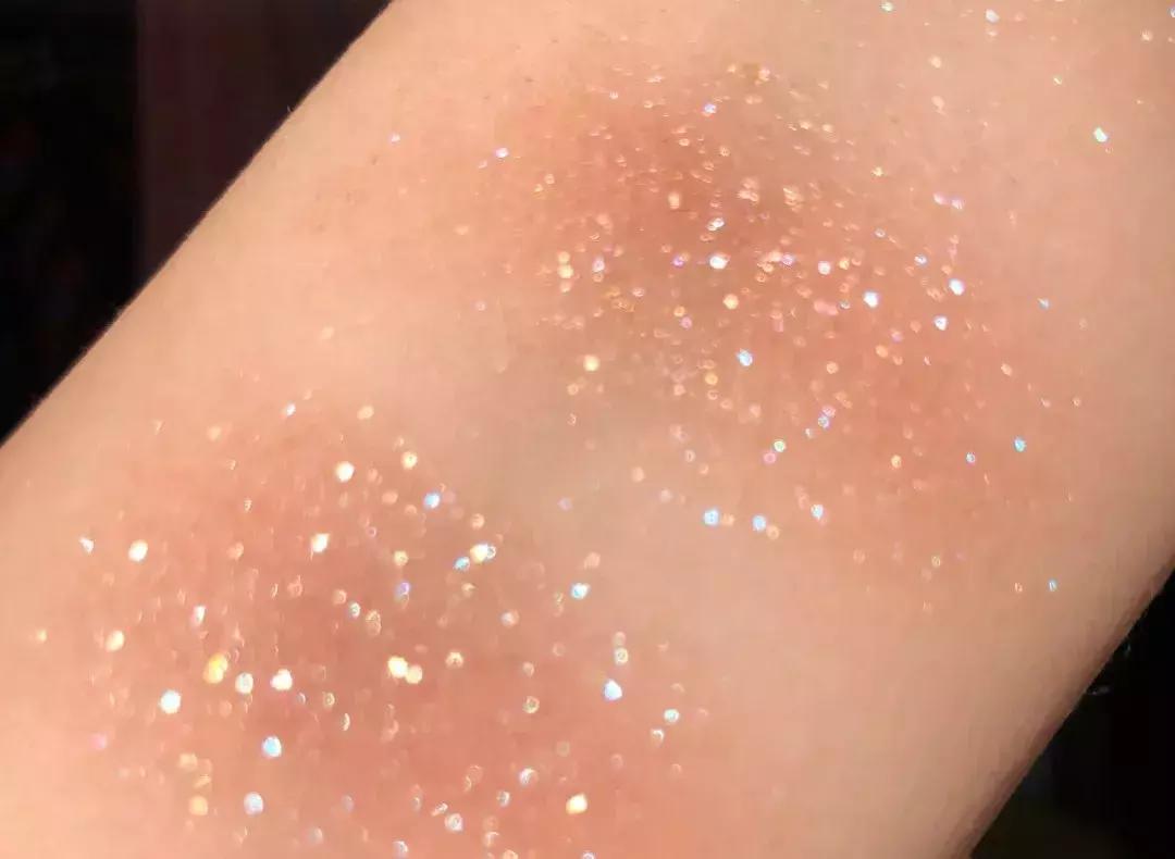 遮瑕高光口红眼影一共多少钱,30块钱的粉底液口红眼影遮瑕