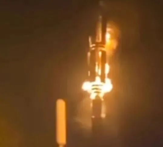 居家隔离后，许多国家网络崩了。为什么中国没事？