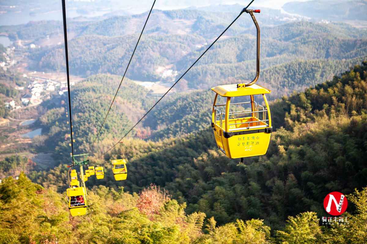 安徽三线小县城,安徽石头山景区