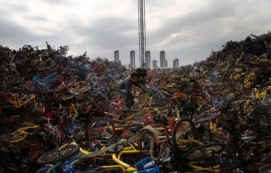 充电宝8元1小时，涨价能救共享经济吗？