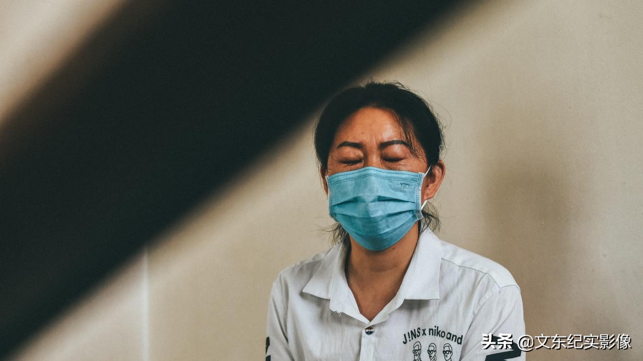 男生体验生孩子18级的痛苦,18岁小伙遭遇意外父亲泪流满面