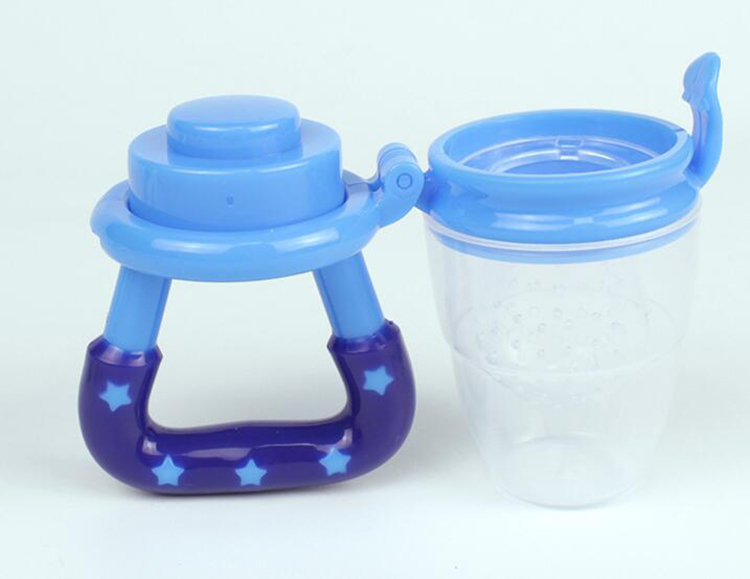 咬咬乐让宝宝爱上吃水果,咬咬乐婴儿喝水