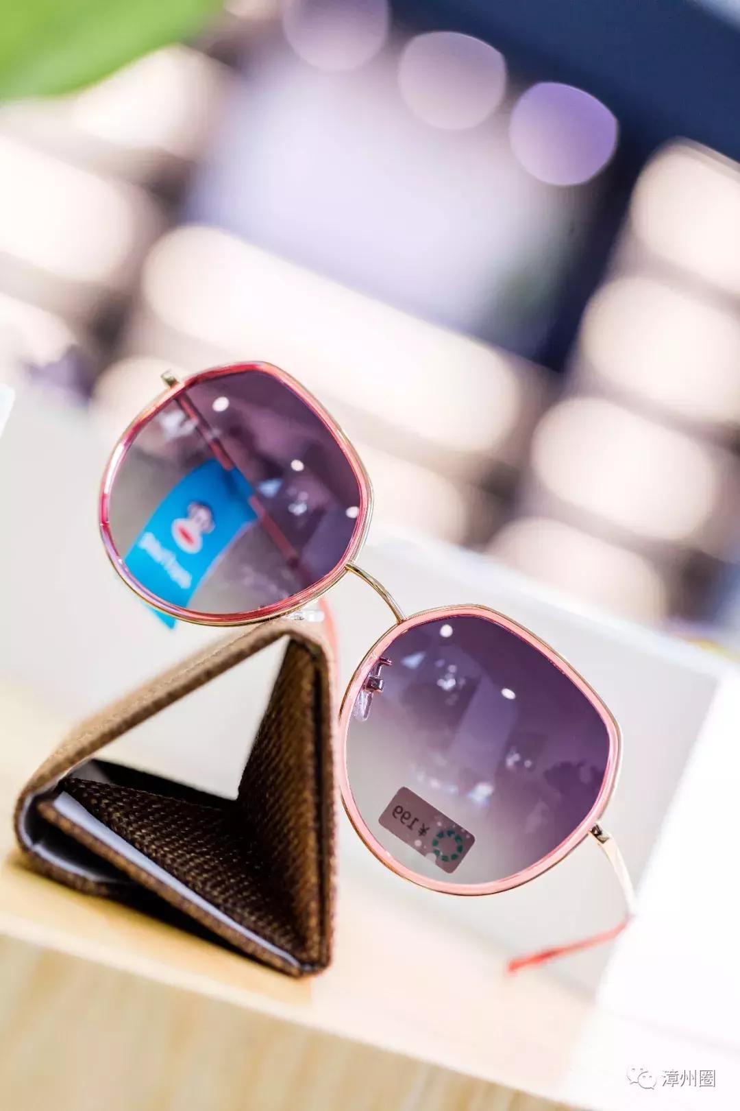 真的假的！漳州自带网红流量的眼镜店做活动了！分分钟被搬空！