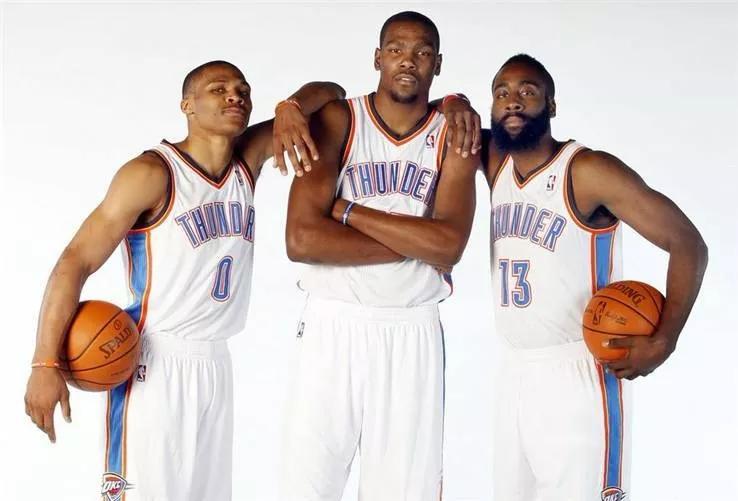 威少2代和1代的区别,保罗12代和威少