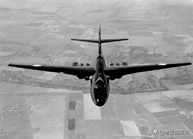 英国v型轰炸机,英国三神轰炸机