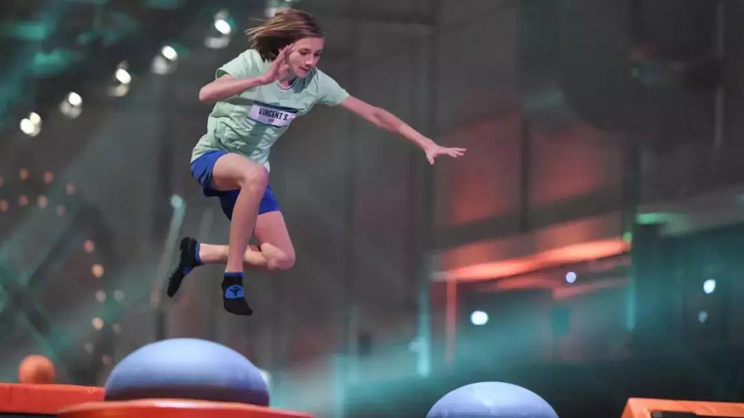 突破5层楼高厚重混凝土、1000磅的墙壁...欧美五大闯关综艺盘点！