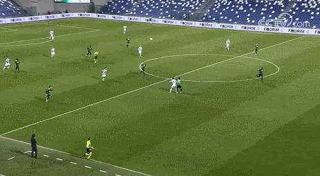 足坛第一c罗,足坛第一人是c罗还是梅西