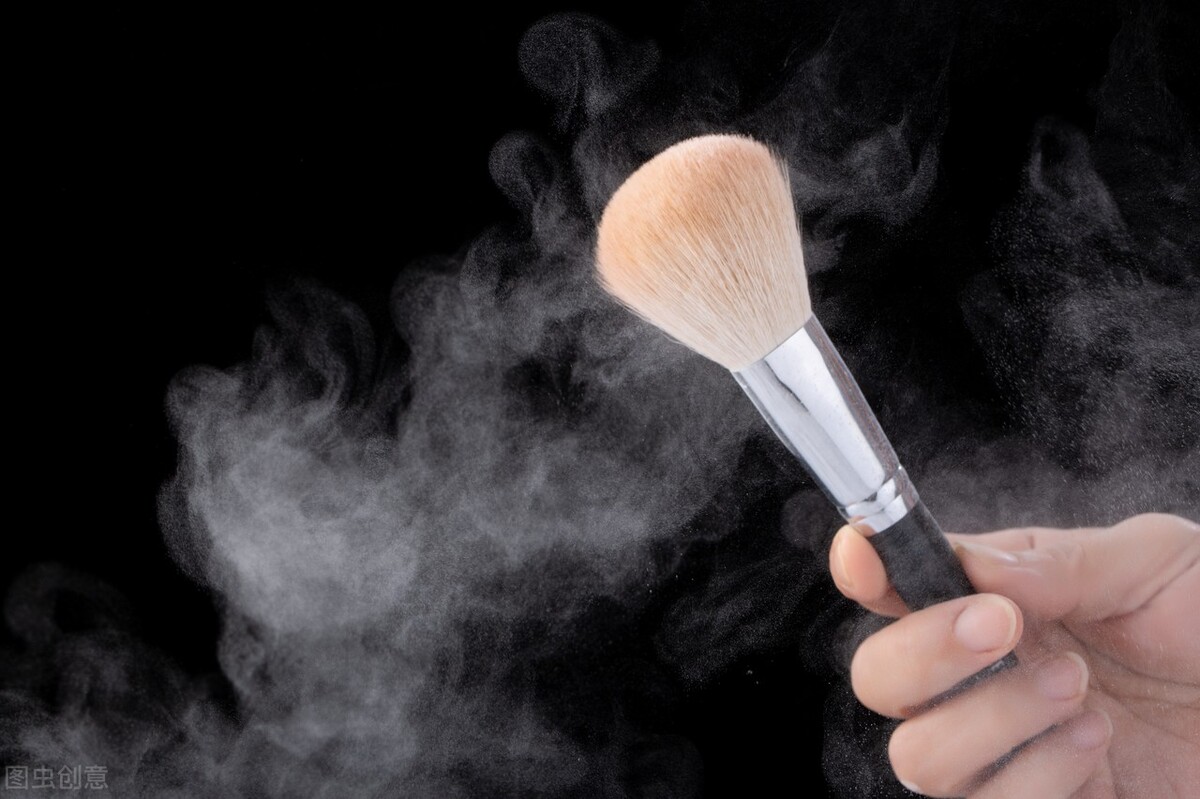 怎样化妆好看又简单初学者步骤,自然妆化妆步骤视频教程