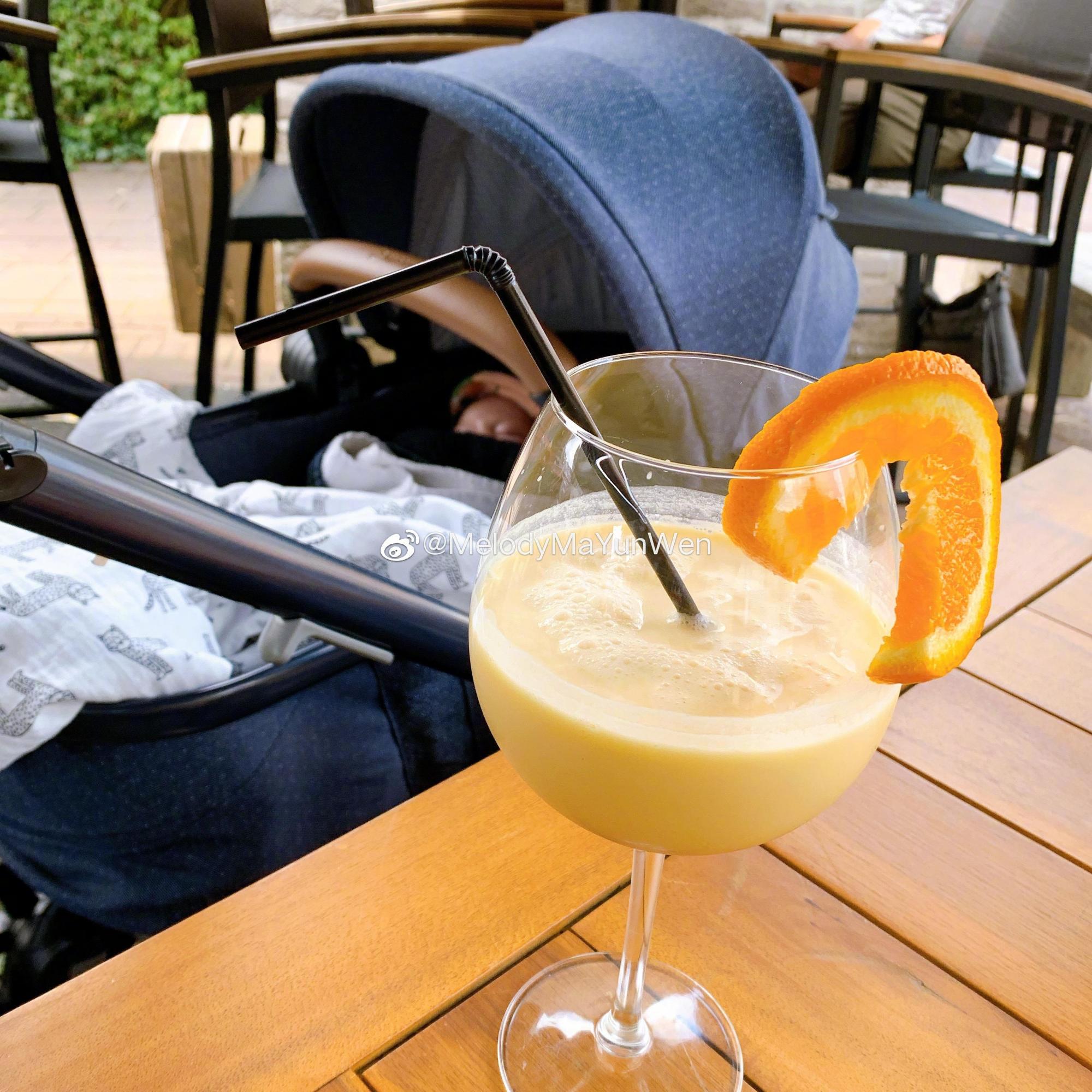 中国女排名将嫁大自己八岁富豪,女排运动员嫁给教练